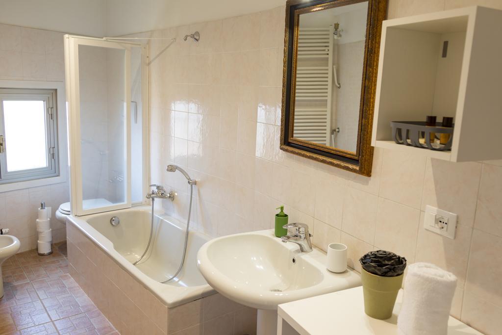 Casa Corvina Appartement Verona Buitenkant foto