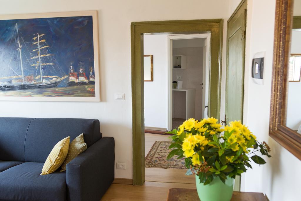 Casa Corvina Appartement Verona Buitenkant foto