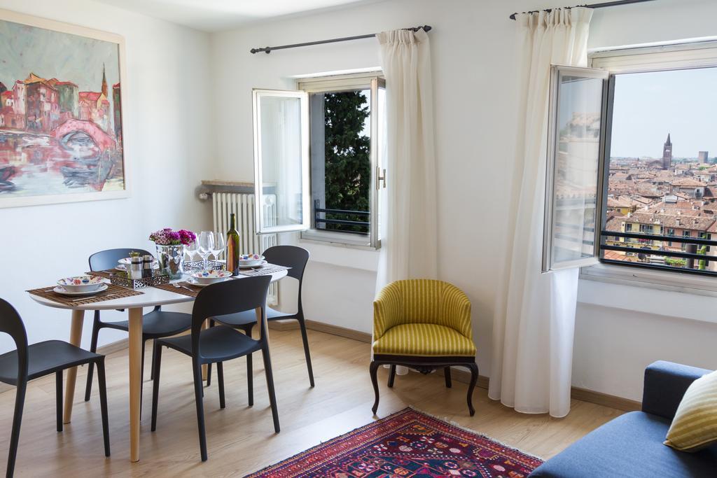 Casa Corvina Appartement Verona Buitenkant foto