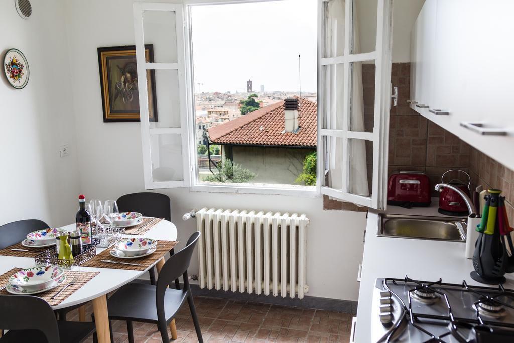 Casa Corvina Appartement Verona Buitenkant foto